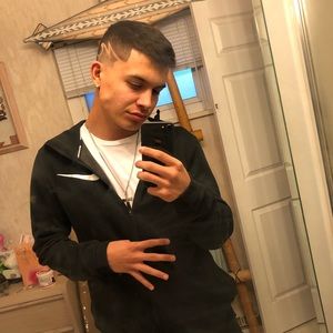 Meet your Posher, Roger